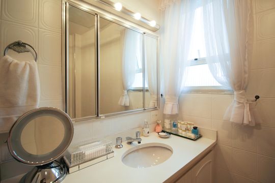 Banheiro de apartamento à venda com 3 quartos, 375m² em Vila Uberabinha, São Paulo