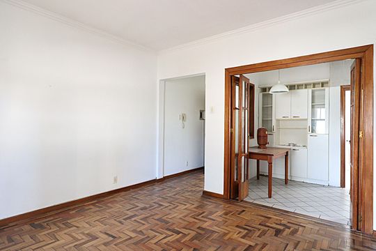 Sala de apartamento para alugar com 2 quartos, 78m² em Auxiliadora, Porto Alegre