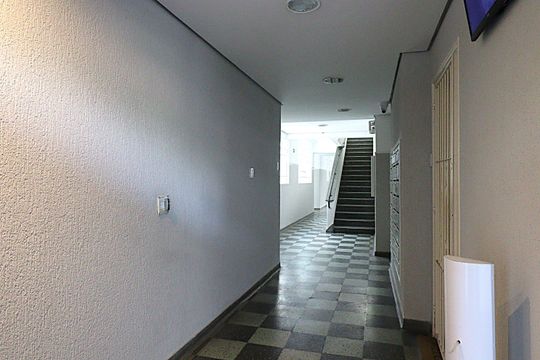 Hall de Entrada de apartamento para alugar com 2 quartos, 78m² em Auxiliadora, Porto Alegre