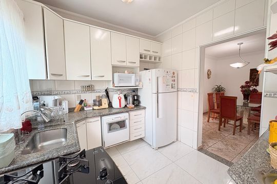 Cozinha de casa à venda com 5 quartos, 270m² em Jardim Paulista I, Jundiaí