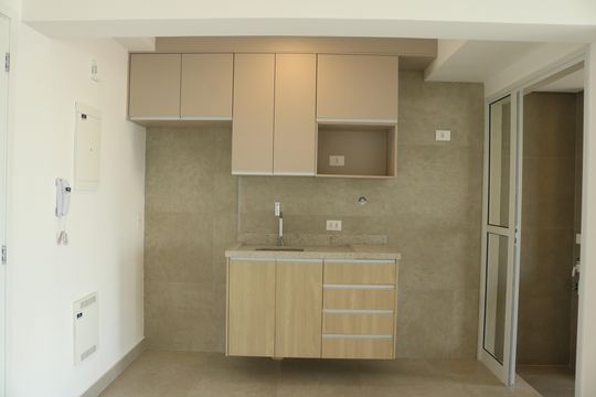 Cozinha de apartamento à venda com 3 quartos, 91m² em Vila Anastácio, São Paulo