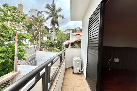 Varanda da Suíte 1 de casa à venda com 3 quartos, 250m² em Vila da Saúde, São Paulo