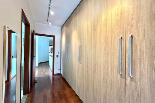Suite 1 de casa à venda com 3 quartos, 250m² em Vila da Saúde, São Paulo