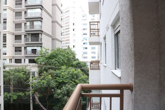 Varanda de kitnet/studio para alugar com 1 quarto, 29m² em Perdizes, São Paulo