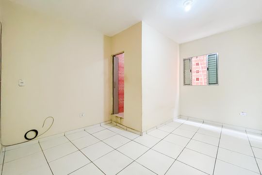Casa para alugar com 1 quarto, 37m² em Santa Maria, Osasco