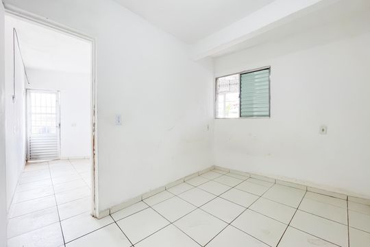 Casa para alugar com 1 quarto, 37m² em Santa Maria, Osasco