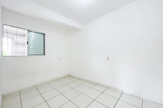 Sala de casa para alugar com 1 quarto, 37m² em Santa Maria, Osasco