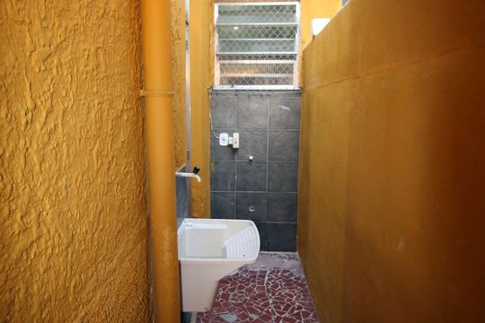 Casa para alugar com 1 quarto, 220m² em Vicente de Carvalho, Rio de Janeiro
