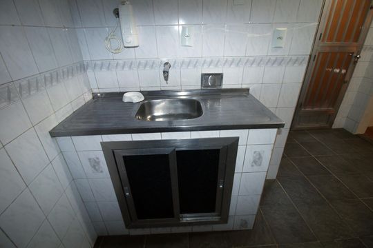 Casa para alugar com 1 quarto, 220m² em Vicente de Carvalho, Rio de Janeiro