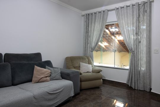 Sala de casa à venda com 3 quartos, 140m² em Parque Boturussu, São Paulo
