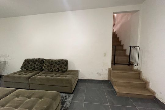 Sala de casa para alugar com 3 quartos, 200m² em Quinta dos Angicos, Cotia
