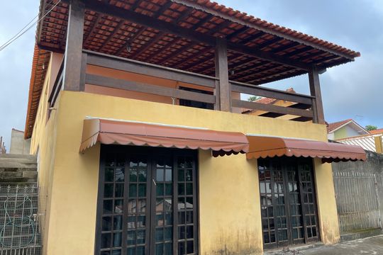 Fachada de casa para alugar com 3 quartos, 200m² em Quinta dos Angicos, Cotia