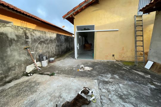 Quintal de casa para alugar com 3 quartos, 200m² em Quinta dos Angicos, Cotia