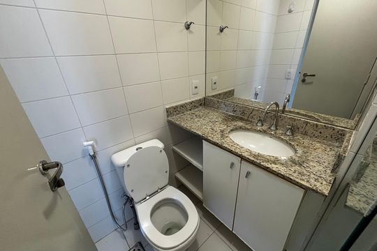 Banheiro de apartamento para alugar com 3 quartos, 78m² em Recreio dos Bandeirantes, Rio de Janeiro