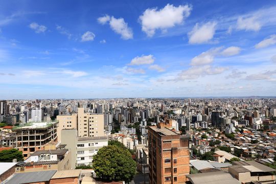 Vista de casa à venda com 3 quartos, 110m² em São Lucas, Belo Horizonte