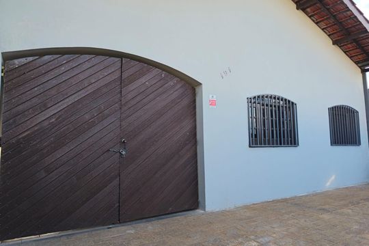 Fachada de casa à venda com 4 quartos, 209m² em Vila Formosa, Campinas