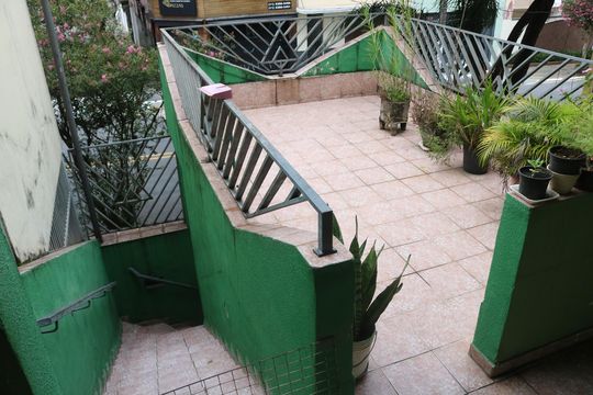 Varanda de casa à venda com 3 quartos, 188m² em Barra Funda, São Paulo