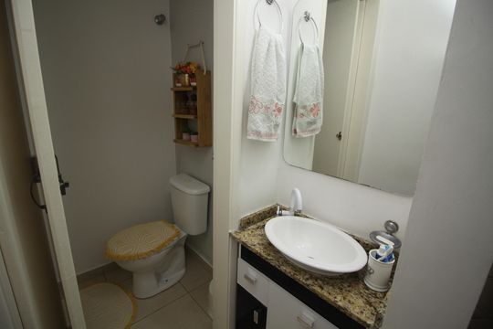 Lavabo de casa à venda com 3 quartos, 90m² em Vila Sao Domingos, São Paulo