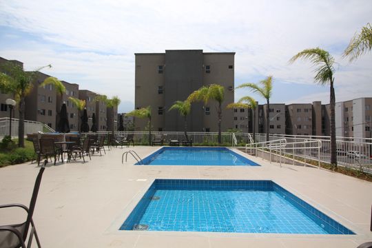 Piscina de apartamento para alugar com 2 quartos, 56m² em Curicica, Rio de Janeiro