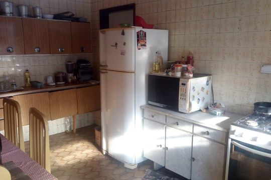 Casa à venda com 4 quartos, 240m² em Vila Curuçá, Santo André
