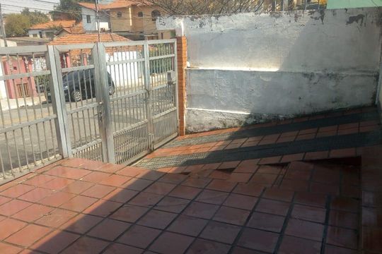 Casa à venda com 4 quartos, 240m² em Vila Curuçá, Santo André