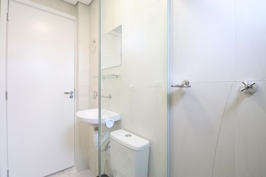 Banheiro de kitnet/studio para alugar com 1 quarto, 20m² em Barra Funda, São Paulo