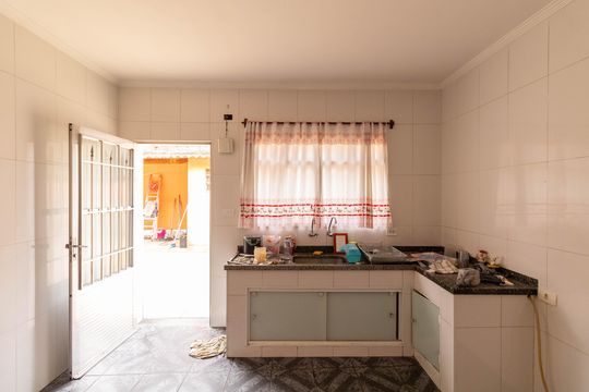 Cozinha de casa para alugar com 3 quartos, 125m² em Vila California, São Paulo