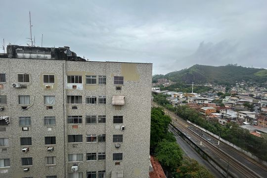 Vista do Quarto 2 de apartamento para alugar com 2 quartos, 61m² em Tomás Coelho, Rio de Janeiro
