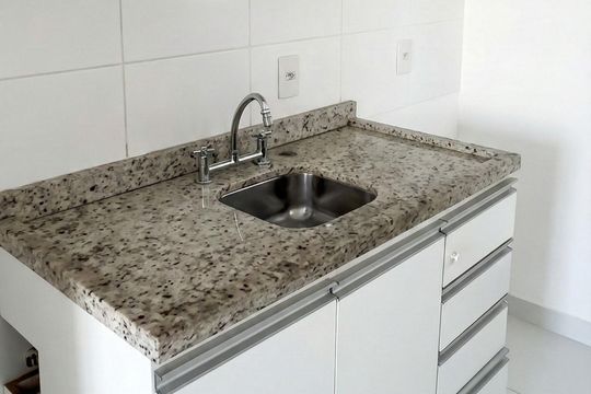 Cozinha de apartamento à venda com 2 quartos, 62m² em Vila Isa, São Paulo