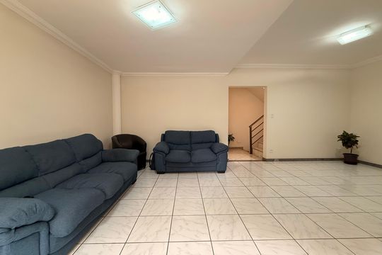 Casa à venda com 3 quartos, 360m² em Alto Caiçaras, Belo Horizonte