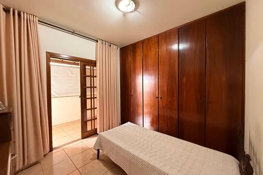 Casa à venda com 3 quartos, 360m² em Alto Caiçaras, Belo Horizonte