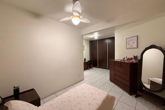 Casa à venda com 3 quartos, 360m² em Alto Caiçaras, Belo Horizonte