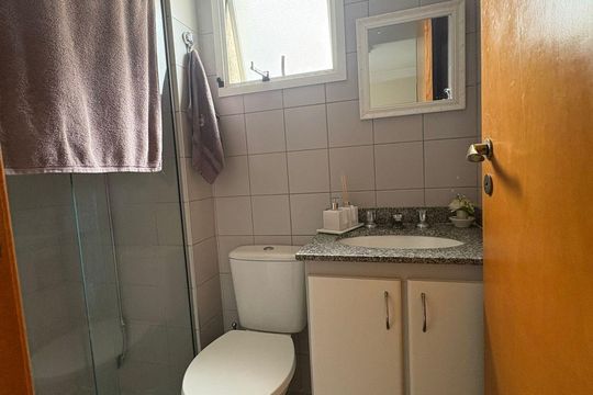 Banheiro de apartamento à venda com 2 quartos, 59m² em Ipiranga, São Paulo