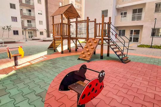Apartamento à venda com 2 quartos, 45m² em Quitaúna, Osasco