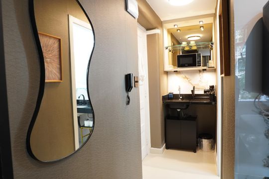 Cozinha de kitnet/studio para alugar com 1 quarto, 27m² em República, São Paulo