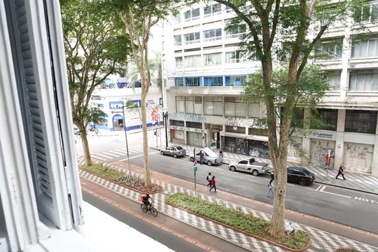Vista da Janela de kitnet/studio para alugar com 1 quarto, 27m² em República, São Paulo