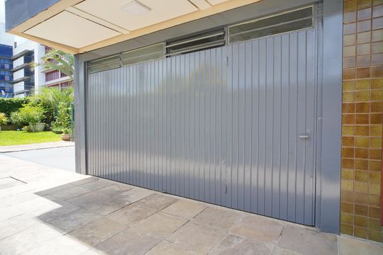 Garagem de casa à venda com 5 quartos, 325m² em Santa Tereza, Porto Alegre