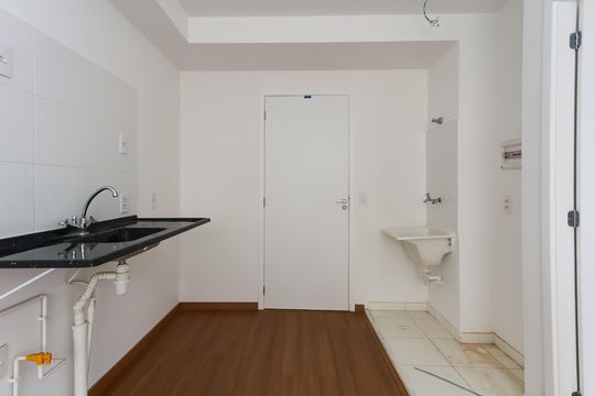 Cozinha de apartamento para alugar com 1 quarto, 24m² em Paraíso do Morumbi, São Paulo