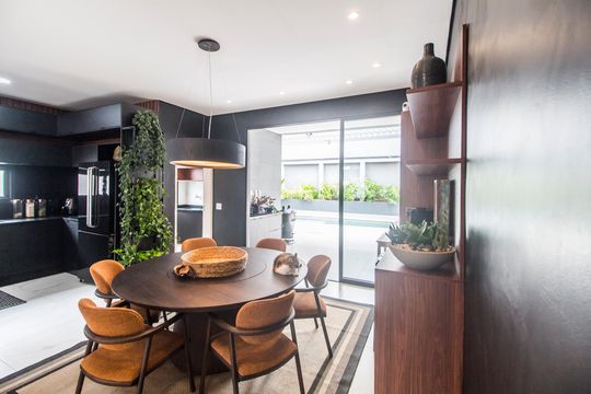 Sala de casa de condomínio à venda com 4 quartos, 280m² em Residencial Burle Marx, Santana de Parnaíba
