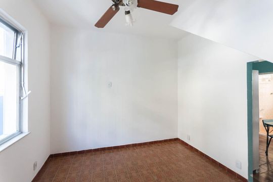 Sala de casa à venda com 3 quartos, 200m² em Vila Isabel, Rio de Janeiro