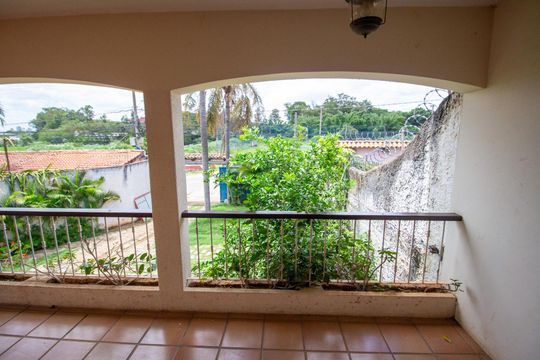 Vista Quarto 1 de casa para alugar com 5 quartos, 1000m² em Jardim Antônio Cassillo, Votorantim