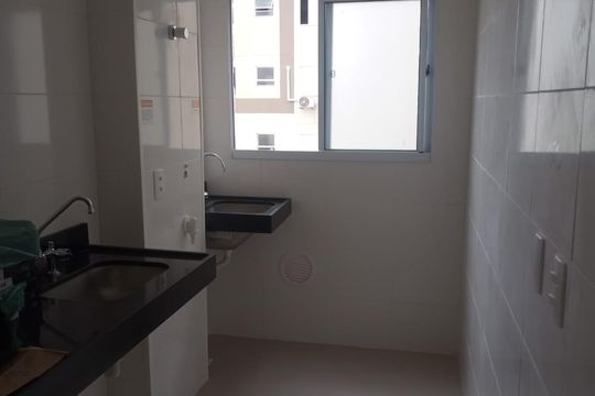 Área de serviço de apartamento à venda com 2 quartos, 32m² em Costa E Silva, Porto Alegre