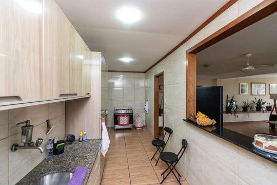 Cozinha de casa à venda com 2 quartos, 160m² em Penha Circular, Rio de Janeiro