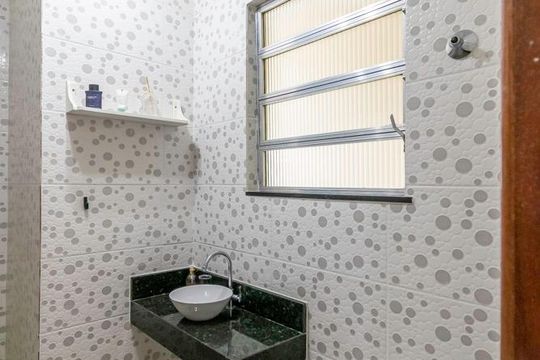 Banheiro da Suíte 2 de casa à venda com 2 quartos, 160m² em Penha Circular, Rio de Janeiro