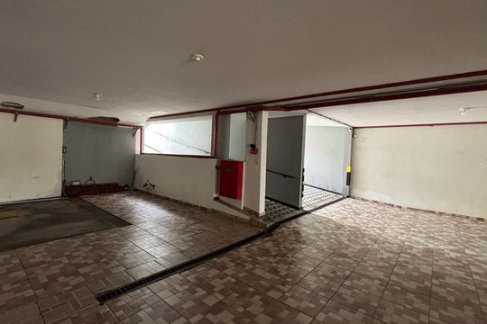 Garagem de apartamento à venda com 2 quartos, 70m² em Paraíso, Santo André