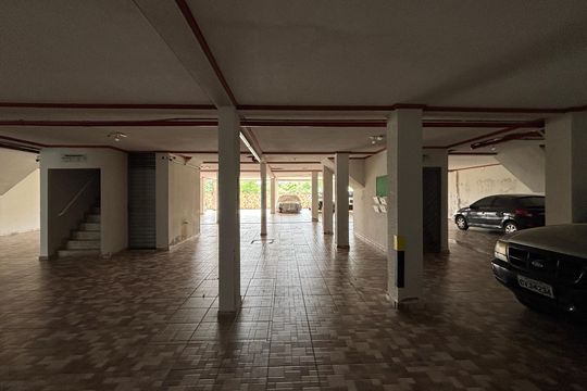 Garagem de apartamento à venda com 2 quartos, 70m² em Paraíso, Santo André