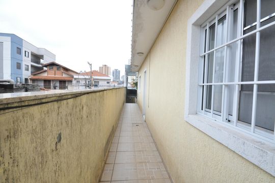 Quintal de casa à venda com 4 quartos, 150m² em Vila Gustavo, São Paulo