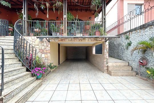 Casa à venda com 5 quartos, 266m² em Parque Recreio, Belo Horizonte