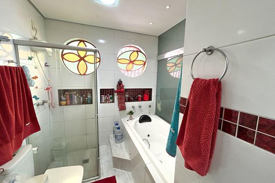 Casa à venda com 5 quartos, 266m² em Parque Recreio, Belo Horizonte