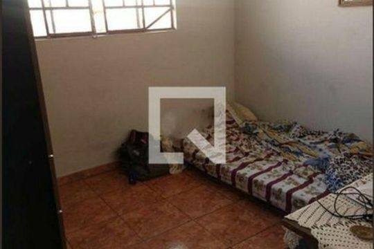 Casa para alugar com 3 quartos, 250m² em Alto Caiçaras, Belo Horizonte